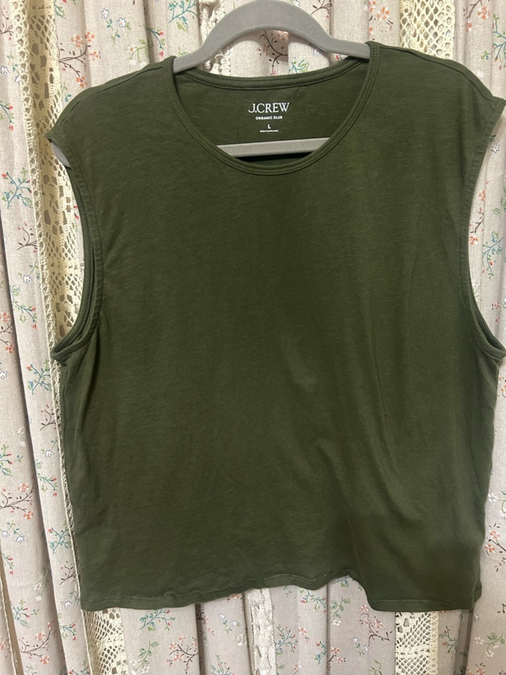 2/$28 J.Crew Organic Slub Olive Green Sleeveless Muscle Tank Top Large